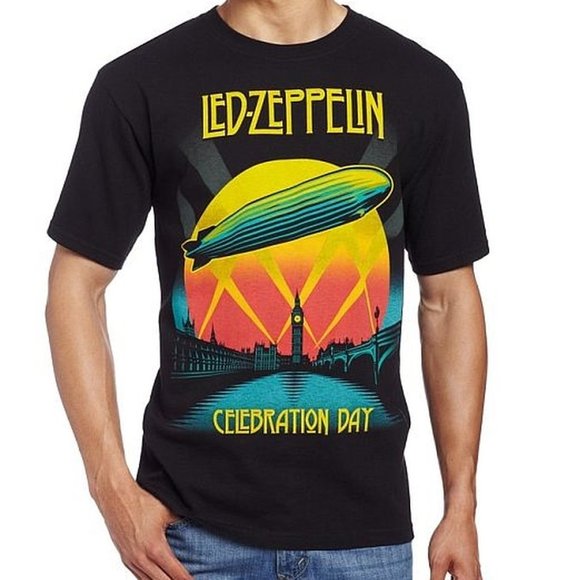 Led Zeppelin Blimp Building metal folk blues rock Official T-Shirt L NWT - Picture 1 of 2